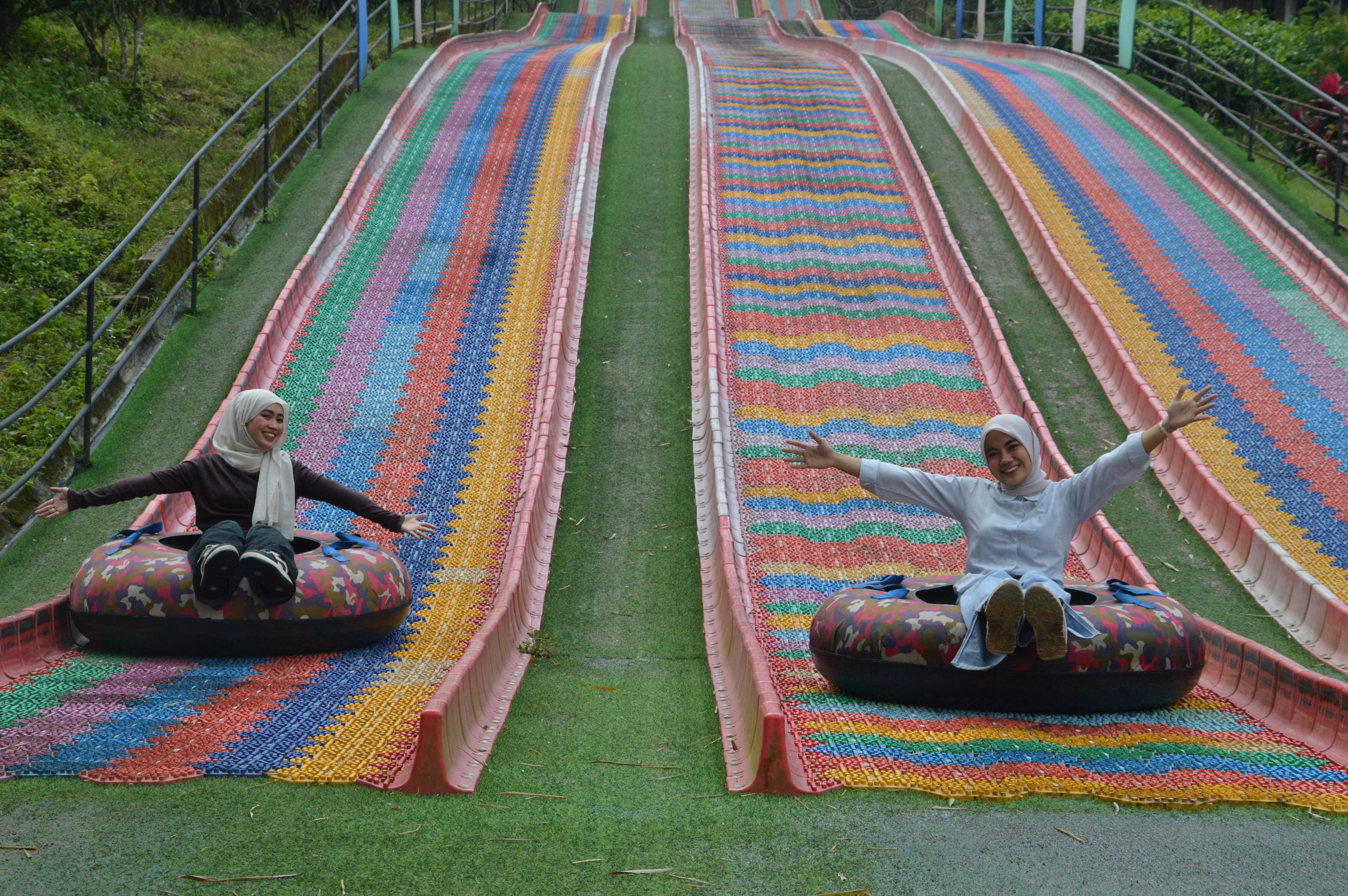 Rainbowslide - View 2